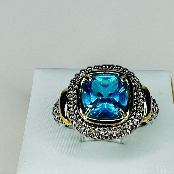 BLUE TOPAZ TWO TONE RING - Picture 4 of 4